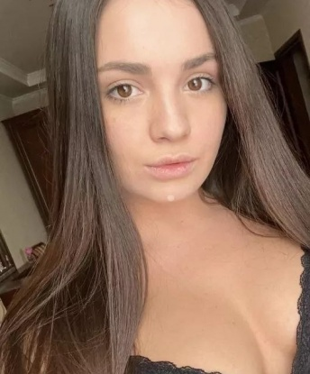 Я знаю, как доставить вам удовольствие и сделать все ваши фантазии реальностью. Приглашаю вас в мир страсти и наслаждения, где каждая минута будет наполнена эротическими эмоциями. Уютная атмосфера, полный релакс и мои нежные ласки – всё это ожидает вас. Не стесняйтесь обращаться, я готова оправдать ваши самые смелые ожидания. Буду рада вас увидеть и воплотить в жизнь все ваши мечты 🌟💋. 1336, 20 лет